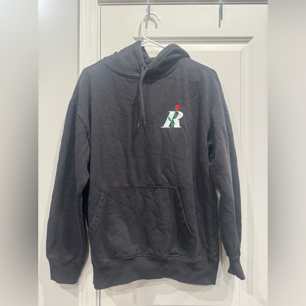 H&M Red Rose city sweatshirt
